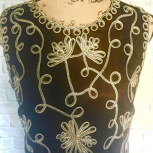 Sophie Chang Brown and Gold embroidered tank - Picture 4 of 5